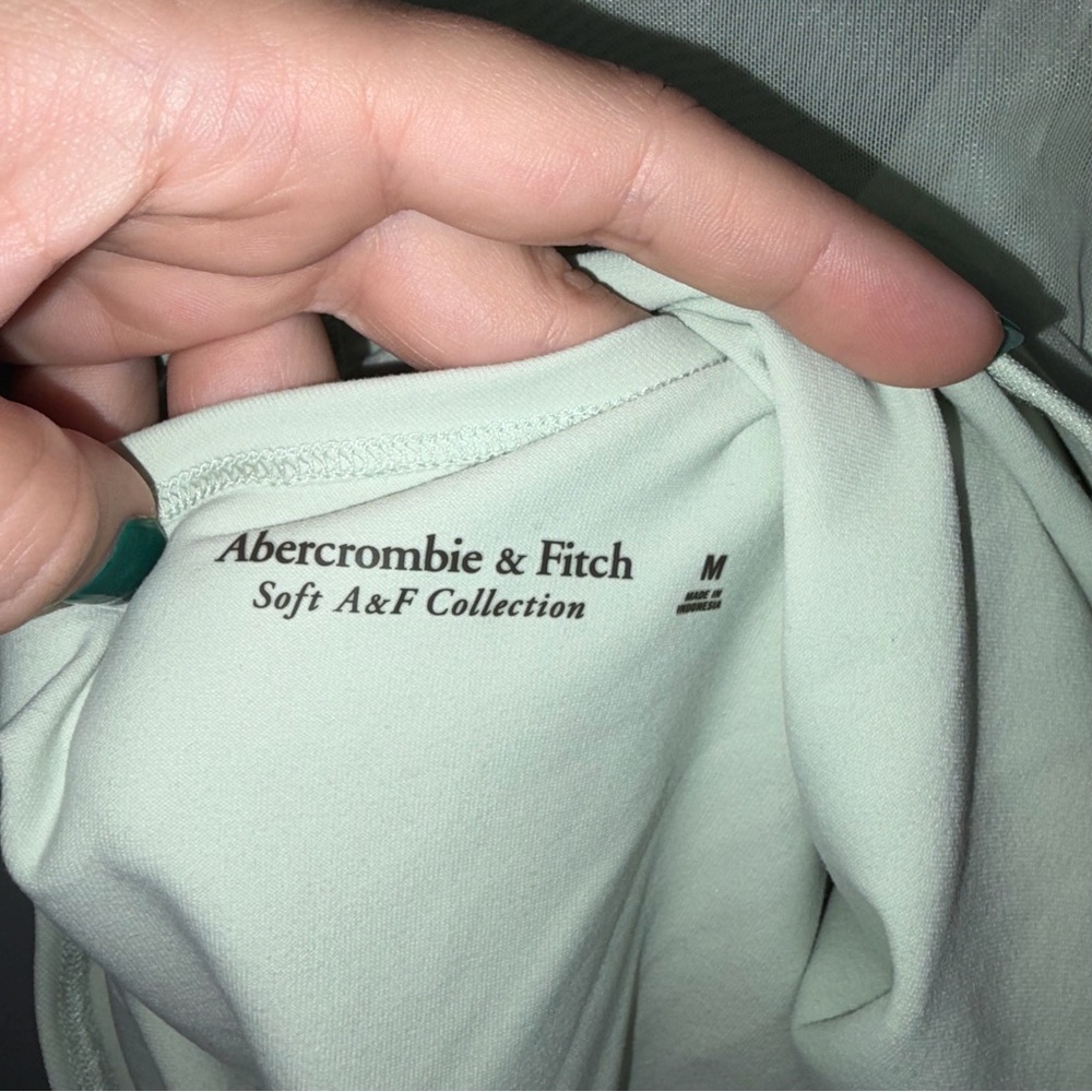 Abercrombie & Fitch Asymmetrical Long Sleeve Mesh Light Green Top Medium - Picture 3 of 7